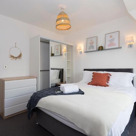 Stunning 3 Bedroom Penthouse With Terrace And Lift Londra Exterior foto
