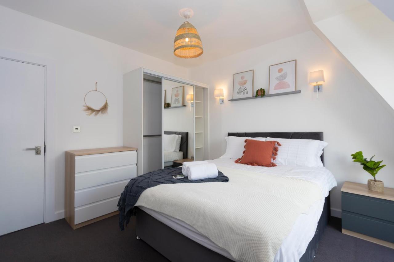 Stunning 3 Bedroom Penthouse With Terrace And Lift Londra Exterior foto